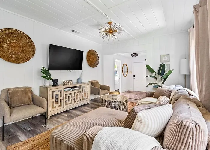 Sleeps 11 Walk To Atlantic Pool W Sun Deck
